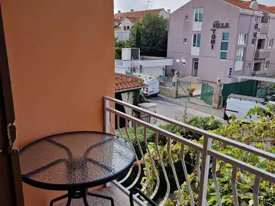 Ferienwohnung für 5 Personen (55 m²) in Sveti Filip i Jakov 2/10