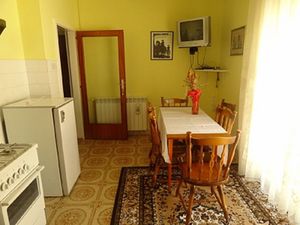 18321720-Ferienwohnung-2-Sveti Juraj-300x225-1