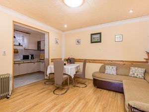 23728552-Ferienwohnung-5-Sveti Juraj-300x225-3