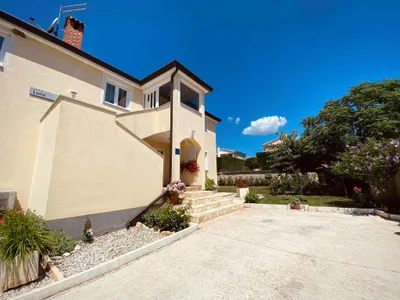 Ferienwohnung für 5 Personen (150 m²) in Sveti Lovreč Pazenatički 3/10