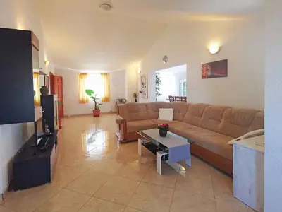 Ferienwohnung für 5 Personen (150 m²) in Sveti Lovreč Pazenatički 10/10