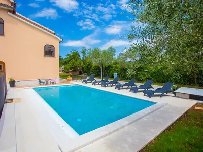 Ferienwohnung für 8 Personen (119 m²) in Sveti Lovreč 4/10