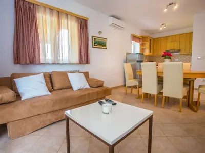 Ferienwohnung für 8 Personen (119 m²) in Sveti Lovreč 8/10