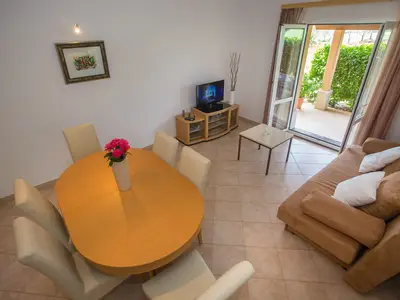 Ferienwohnung für 8 Personen (119 m²) in Sveti Lovreč 10/10