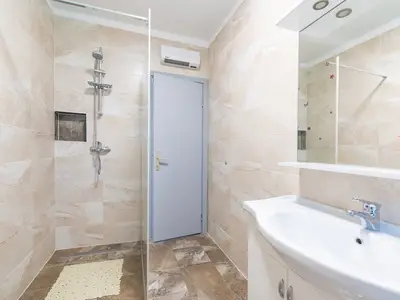 Ferienwohnung für 7 Personen (95 m²) in Sveti Lovreč 8/10