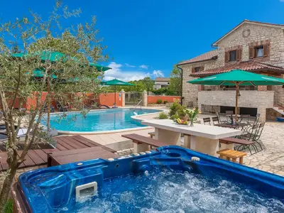 Ferienwohnung für 2 Personen (27 m²) in Sveti Lovreč Pazenatički 2/10