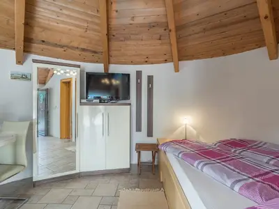 Ferienwohnung für 2 Personen (27 m²) in Sveti Lovreč Pazenatički 9/10