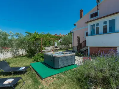 Ferienwohnung für 6 Personen (99 m²) in Sveti Lovreč Pazenatički 1/10