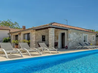 Ferienwohnung für 2 Personen (50 m²) in Sveti Lovreč Pazenatički 1/10