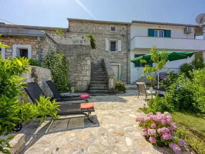 Ferienwohnung für 2 Personen (50 m²) in Sveti Lovreč Pazenatički 9/10