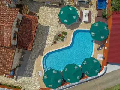 Ferienwohnung für 4 Personen (45 m²) in Sveti Lovreč Pazenatički 8/10