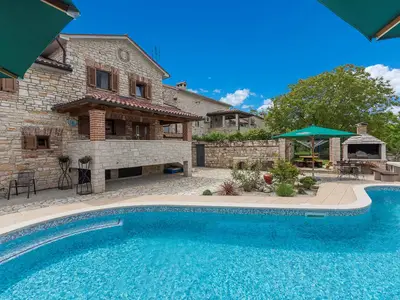 Ferienwohnung für 6 Personen (90 m²) in Sveti Lovreč Pazenatički 4/10