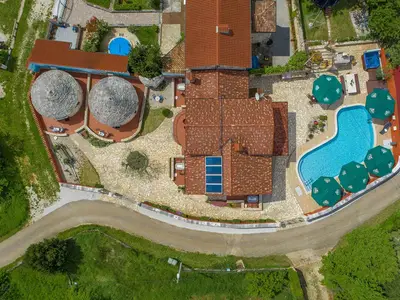 Ferienwohnung für 6 Personen (90 m²) in Sveti Lovreč Pazenatički 8/10