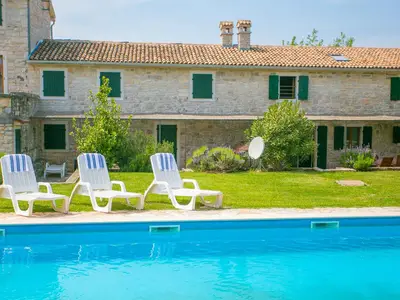 Ferienwohnung für 5 Personen (90 m²) in Sveti Lovreč Pazenatički 1/10