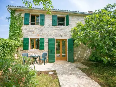Ferienwohnung für 5 Personen (90 m²) in Sveti Lovreč Pazenatički 4/10