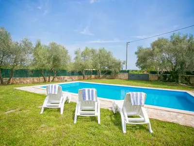 Ferienwohnung für 5 Personen (90 m²) in Sveti Lovreč Pazenatički 6/10