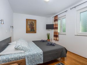 23743986-Ferienwohnung-4-Sveti Vid-Miholjice-300x225-4