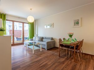 22960637-Ferienwohnung-4-Swinemünde-300x225-1