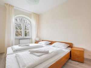 23936819-Ferienwohnung-4-Swinemünde-300x225-4