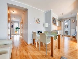 23936805-Ferienwohnung-6-Swinemünde-300x225-0