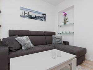 21614433-Ferienwohnung-6-Swinemünde-300x225-1