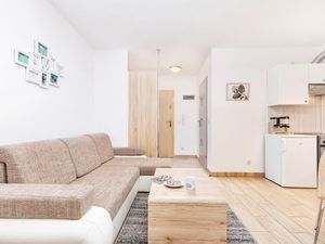 22348439-Ferienwohnung-4-Swinemünde-300x225-4