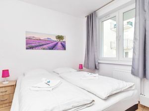 22348439-Ferienwohnung-4-Swinemünde-300x225-1