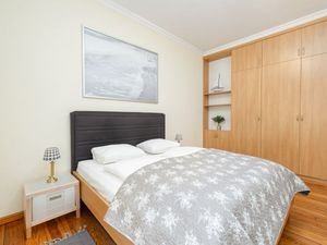 23966502-Ferienwohnung-4-Swinemünde-300x225-1