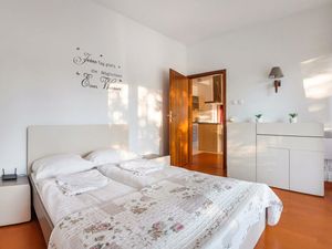 23936848-Ferienwohnung-4-Swinemünde-300x225-3