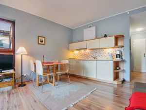 24034167-Ferienwohnung-4-Swinemünde-300x225-3