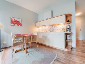 24034169-Ferienwohnung-4-Swinemünde-300x225-4