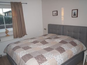 23083039-Ferienwohnung-4-Sylt-Ost-300x225-5