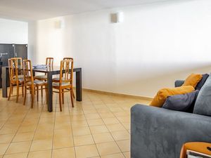 23381466-Ferienwohnung-4-Syrakus-300x225-5