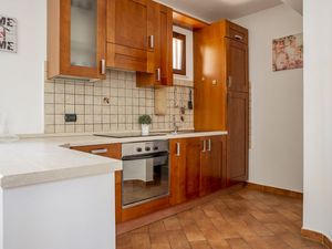 23467948-Ferienwohnung-4-Syrakus-300x225-1