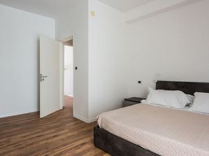 23704629-Ferienwohnung-6-Syrakus-300x225-5