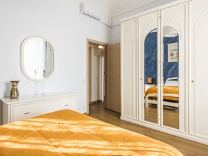 23923096-Ferienwohnung-4-Syrakus-300x225-1