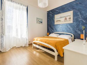 23923096-Ferienwohnung-4-Syrakus-300x225-2