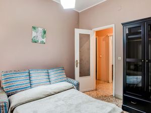 22401045-Ferienwohnung-6-Syrakus-300x225-5