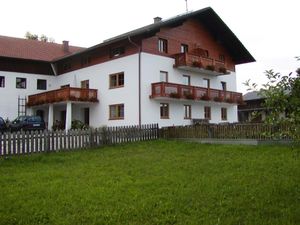 21993339-Ferienwohnung-4-Taching am See-300x225-3