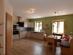 22474327-Ferienwohnung-4-Tännesberg-300x225-4