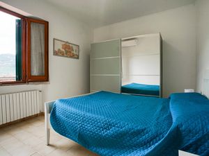 24043899-Ferienwohnung-4-Taggia-300x225-5