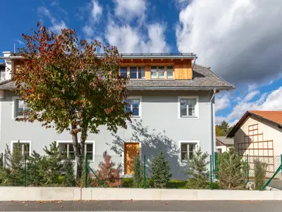 Außenseite Ferienhaus [Sommer]