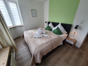 23542394-Ferienwohnung-5-Tanne-300x225-3