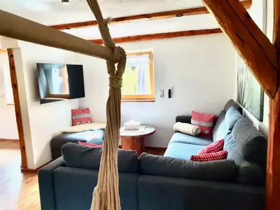 Sofaecke mit Fernseher