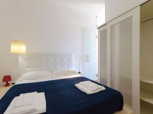 22443777-Ferienwohnung-4-Taormina-300x225-5