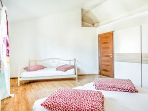 23839529-Ferienwohnung-6-Tar-300x225-1