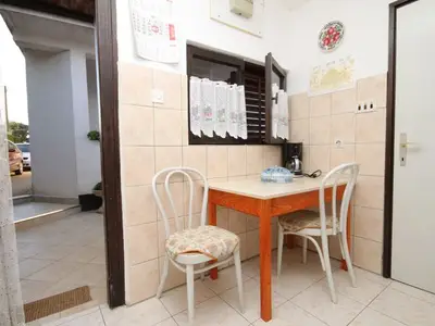 Ferienwohnung für 3 Personen in Tar 4/10