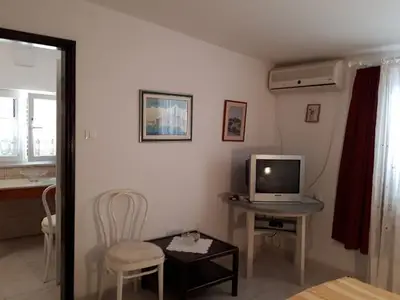 Ferienwohnung für 3 Personen in Tar 8/10
