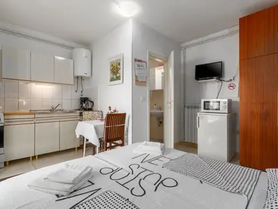 Ferienwohnung für 2 Personen in Tar 9/10