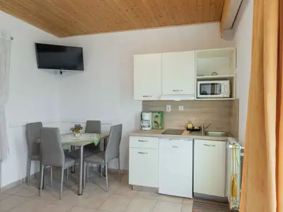 Ferienwohnung für 3 Personen (30 m²) in Tar 4/10